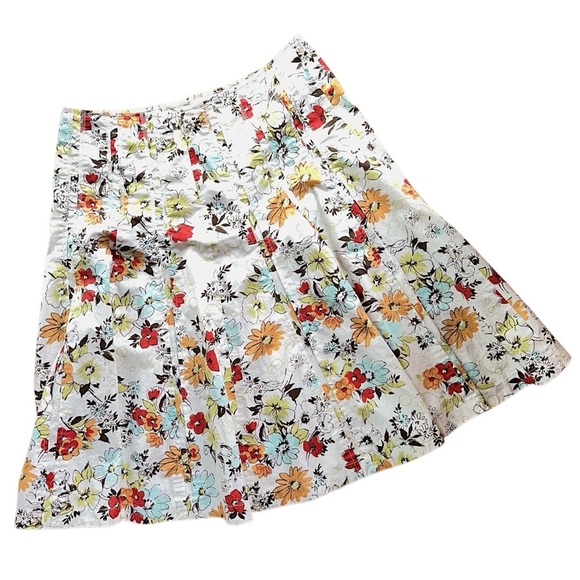 CABI | PURE COTTON FLORAL PLEATED PALAPA SKIRT GORED MULTICOLOR | SIZE: 10 - Picture 6 of 7